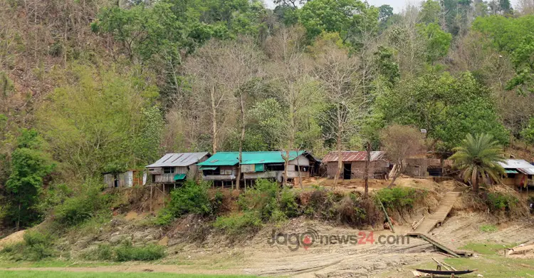 বিদ্যুৎ পৌঁছেনি পাহাড়ি ১৩ ইউনিয়নে