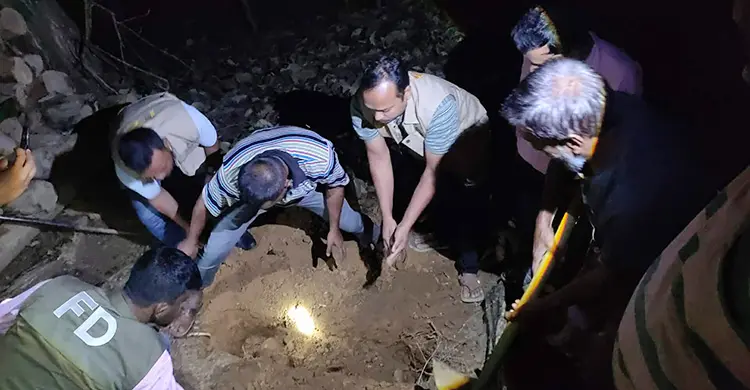 কাপ্তাইয়ে ১৬ কেজির মহাবিপন্ন বাঘা আইড় জব্দ