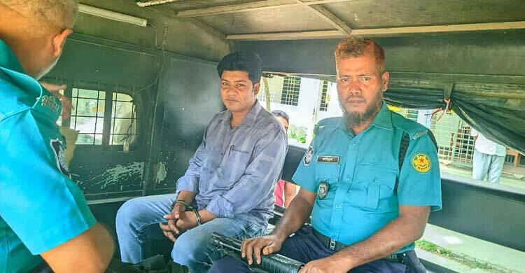 রংপুরে পরীক্ষায় প্রক্সি দিতে গিয়ে ব্যাংক কর্মকর্তা ধরা