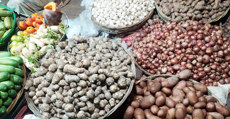 পেঁয়াজের কেজি ৯০ টাকা, স্বস্তি নেই সবজিতেও