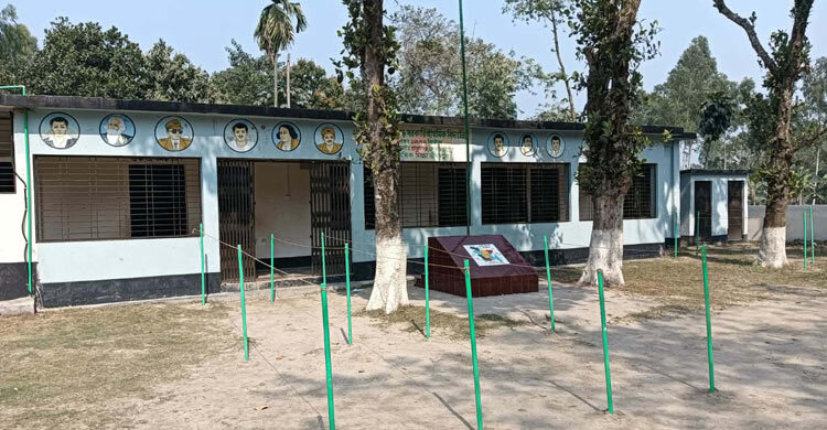 রংপুরে দুই ভোটকেন্দ্রের সিসি ক্যামেরা চুরি