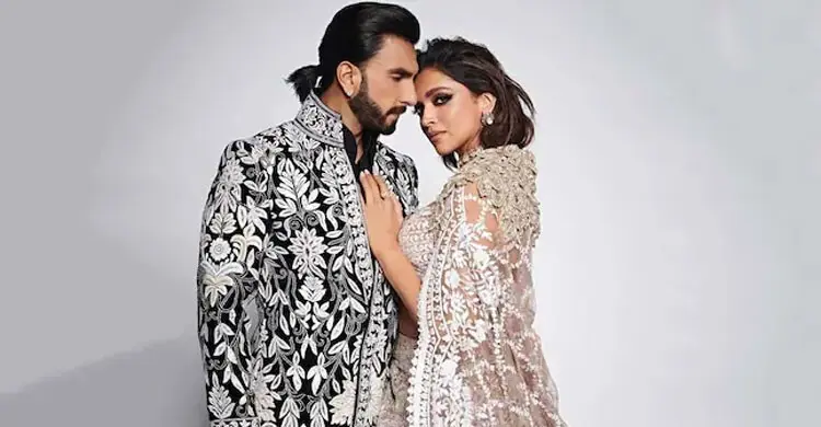 বিচ্ছেদের গুঞ্জনে তোলপাড়, মুখ খুলছেন না রণবীর-দীপিকা