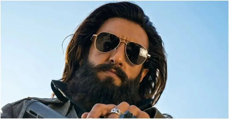 ‘বাহুবলি ২’ টপকে সবার শীর্ষে ‘ধুরন্ধর: দ্য রিভেঞ্জ’, নতুন রেকর্ড