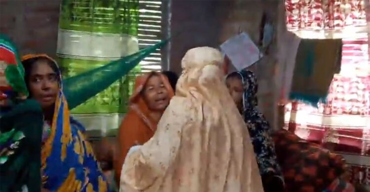 নাটোরে ট্রাক-অটোরিকশার মুখোমুখি সংঘর্ষ নিহত ১