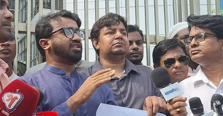 তারেক রহমানের দলকে অবশ্যই নিবন্ধন দিতে হবে: রাশেদ খাঁন