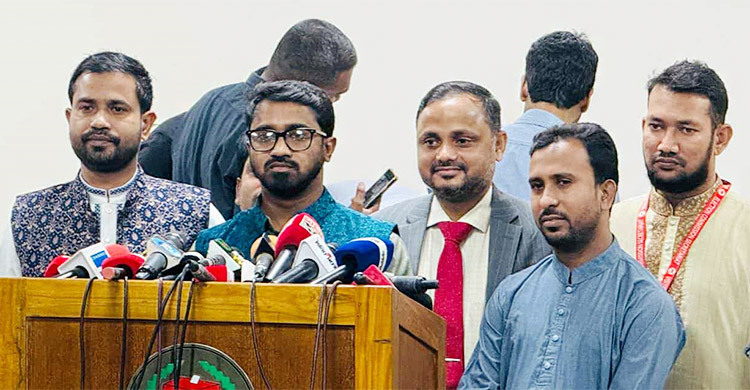 আ’লীগের নেতারা যেনো স্বতন্ত্রপ্রার্থী হয়ে নির্বাচন করতে না পারে