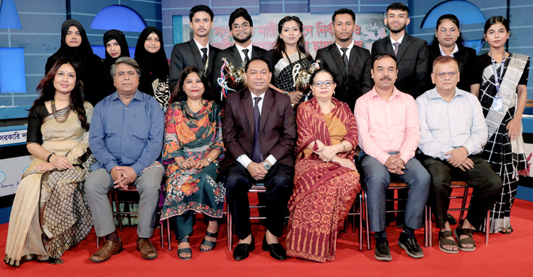 নারীর প্রতিনিধিত্ব ছাড়া ঐকমত্য কমিশন নারীর জন্য অবমাননাকর