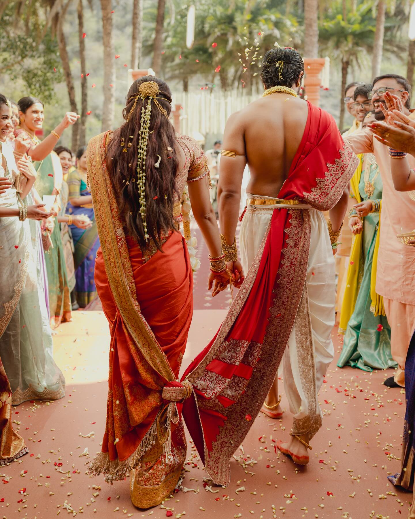 পরিচয় করিয়ে দিই, আমার স্বামীর নাম... (রাশমিকার বিয়ের ছবি)