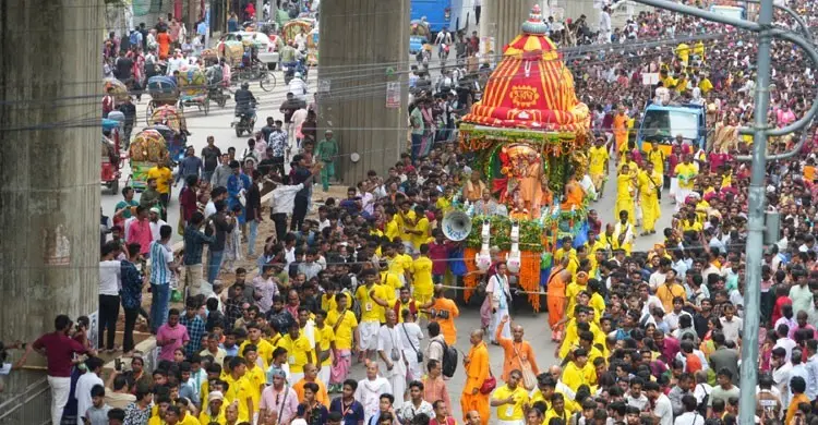 ডিএমপির কঠোর নিরাপত্তায় ইসকনের রথযাত্রা উদযাপিত