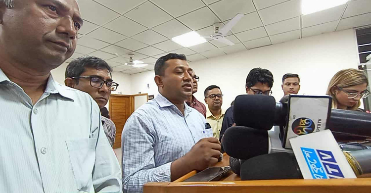 গণমাধ্যম নীতিমালা সংশোধনের আশ্বাস সিইসির