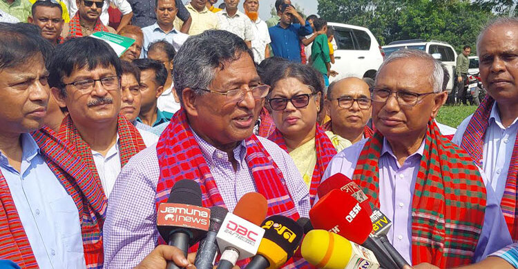 সহিংসতা পরিহার করে বিএনপি নির্বাচনে আসবে, আশা কৃষিমন্ত্রীর