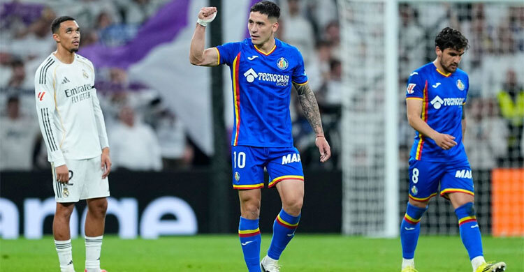 বার্নাব্যুতে গেতাফের চমক, শিরোপা দৌড়ে হোঁচট রিয়ালের