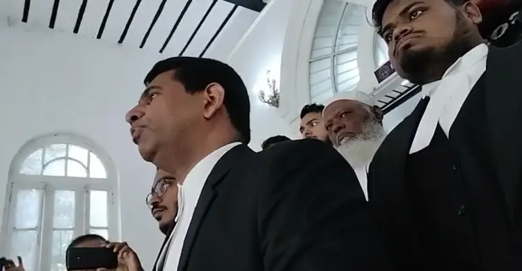 খুনের পর পেট কেটে বস্তা ও ইট দিয়ে বেঁধে নদীতে ফেলতো