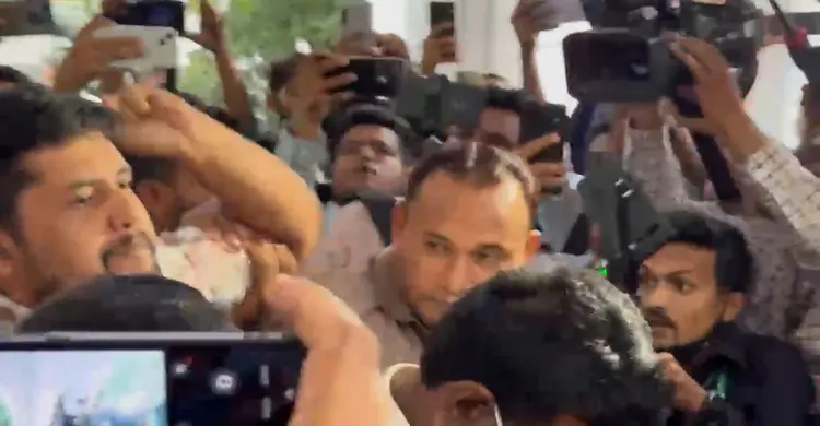 মৃত্যুদণ্ডের রায় শুনে ‘জয় বাংলা’ স্লোগান আসামিদের