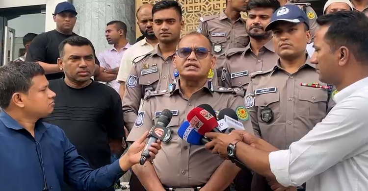 তুচ্ছ ঘটনাকে ঘিরে উত্তরা শপিং কমপ্লেক্সে ভাঙচু'র: মো. নজরুল ইসলাম