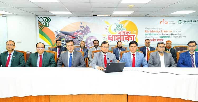 মুন্সিগঞ্জের শাবনুর পেলেন রেমিট্যান্স উৎসবের প্রথম মোটরসাইকেল