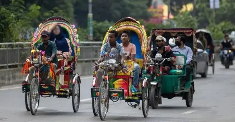 অবৈধ রিকশা নিয়ন্ত্রণ ও ফুটপাত দখলমুক্ত করতে নীতিমালা করছে সরকার