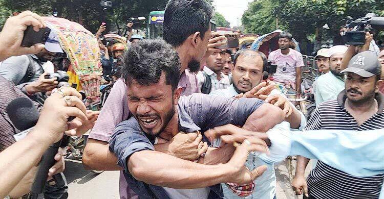 Rickshaw-puller arrested at Dhanmondi 32 gets bail