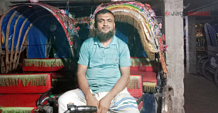 রাতে অরক্ষিতভাবে দেওয়া হচ্ছে চার্জ/জাগো নিউজ