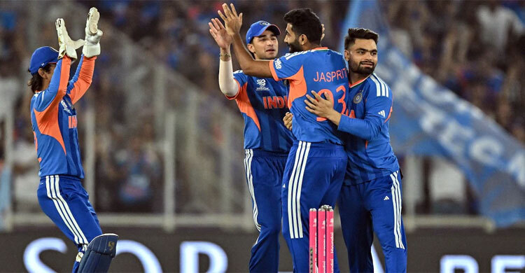 বাবার ক্যান্সার, বিশ্বকাপ ক্যাম্প ছেড়ে গেলেন ভারতীয় তারকা