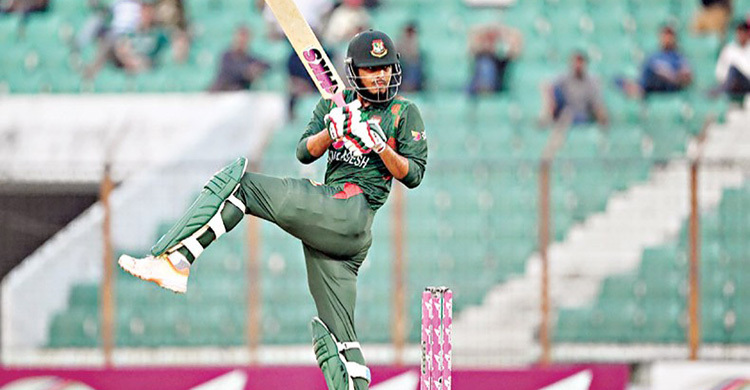 রিশাদের ঝড়ে চ্যালেঞ্জিং পিচে ২১৩ রানের পুঁজি বাংলাদেশের