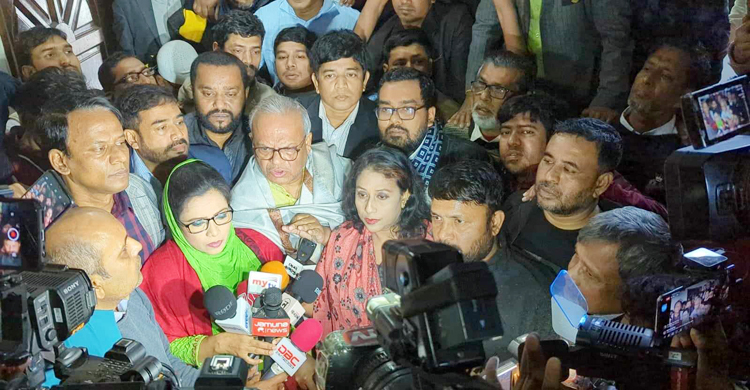 ৭৫ দিন পর বিএনপি নেতাকর্মীদের পদচারণায় মুখর নয়াপল্টন