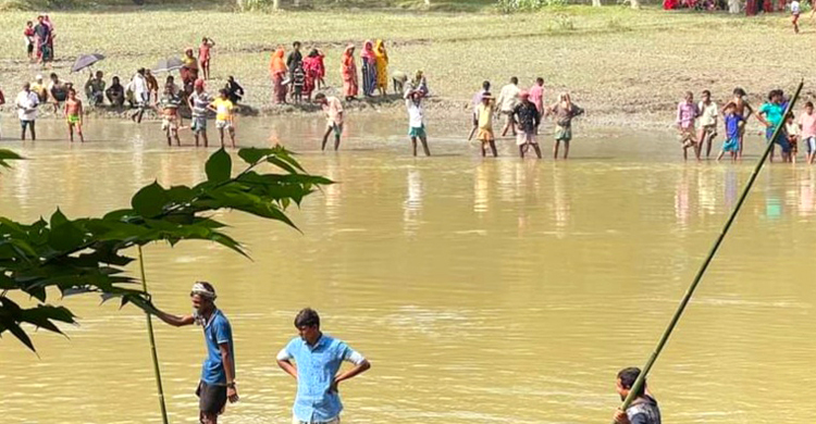 ইছামতীতে মাছ ধরতে নেমে যুবক নিখোঁজ