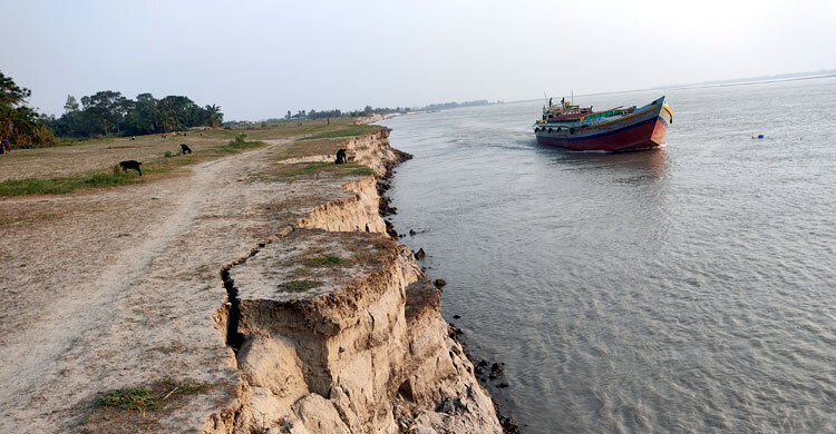 Jamuna river erosion threatens 9 villages