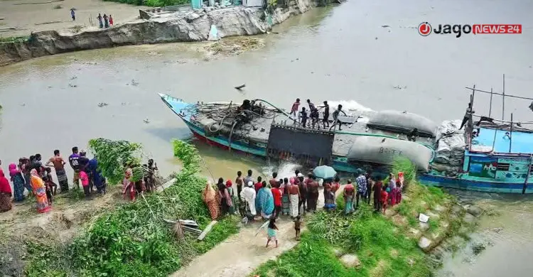 যমুনা গিলছে ঘরবাড়ি, ঝুঁকিতে হাজারও পরিবার