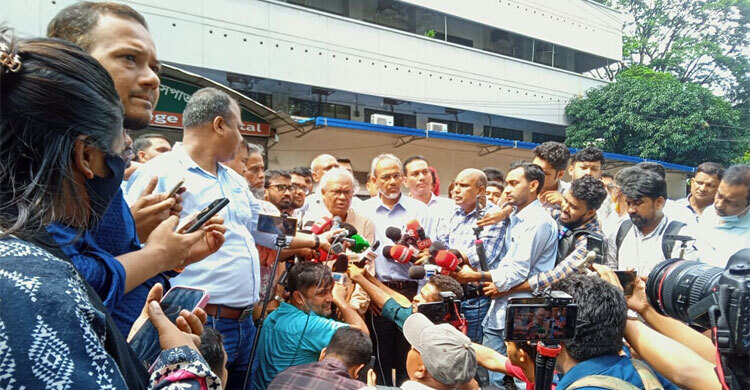 নুরকে মেরে ফেলার উদ্দেশ্যে হামলা করা হয়েছে: রিজভী