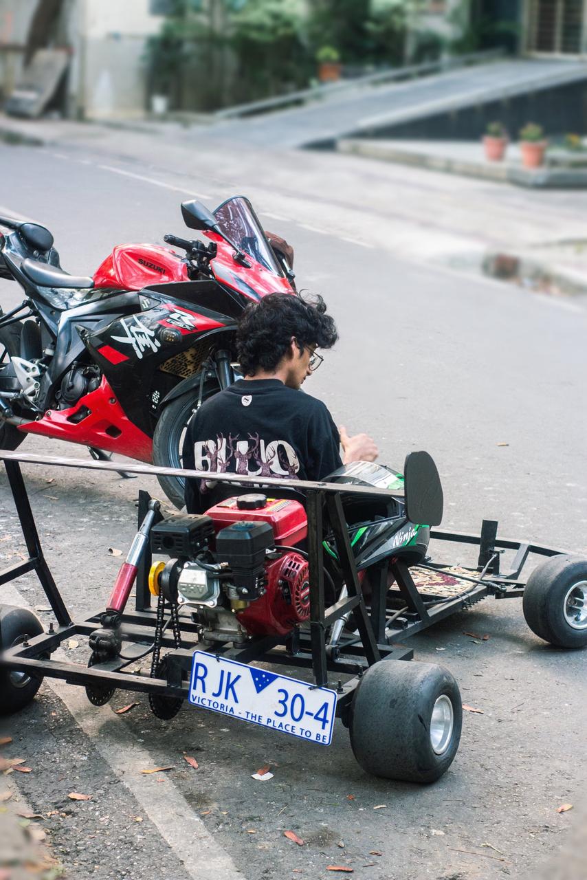 যন্ত্র নয়, এটি এক তরুণের সাহসের প্রতীক