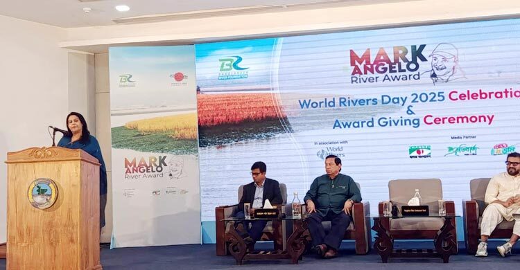 সেন্টমার্টিনে পর্যটন কখনোই বন্ধ করা হয়নি: পরিবেশ উপদেষ্টা