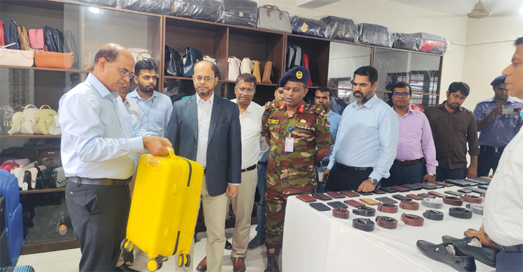 প্রতিনিধিদলের বরেন্দ্র রাজশাহী টেক্সটাইল কারখানা পরিদর্শন