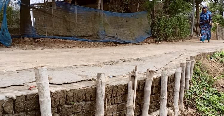 ব্যয় সাড়ে ৮ কোটি, দুই মাস না যেতেই রাস্তায় ধস