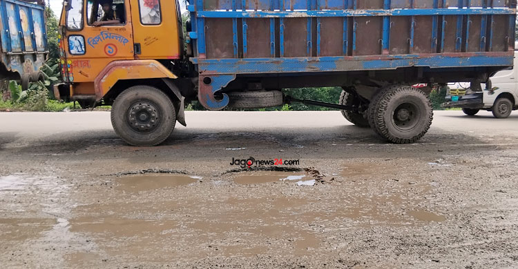 পূজার ছুটিতে ভোগাবে ঢাকা-সিলেট মহাসড়ক