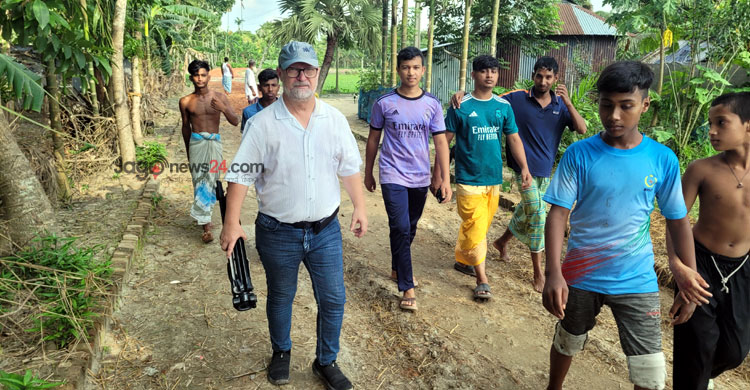 লাভ বেশি হবে না, তাই সড়ক সংস্কারে নিম্নমানের সামগ্রী!