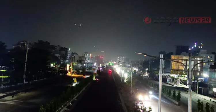 রাত হলেই লিংক রোডে নেমে আসে অন্ধকার, বাড়ছে অপরাধ