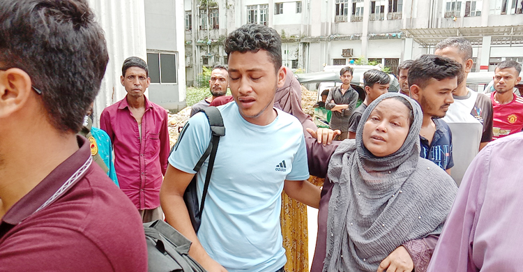 সিলেটে মাইক্রোবাস-অটোরিকশা সংঘর্ষে নিহত বেড়ে ৭