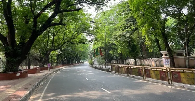 ঢাকার বাতাস আজ ‘সহনীয়’