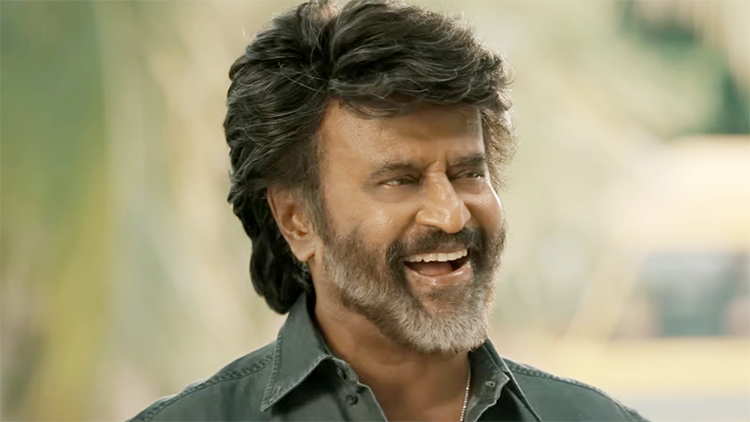 বাস কন্ডাক্টর থেকে যেভাবে সিনেমার মহাতারকা হলেন রজনীকান্ত