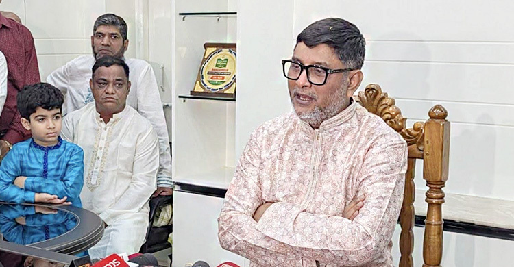 নগরবাসী সিটি করপোরেশনের কোনো কর্মকর্তাকে ‘স্যার’ সম্বোধন করবে না