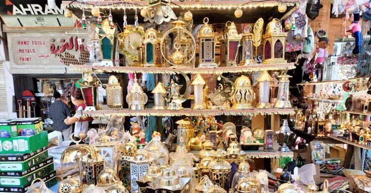 মিশরে রমজানের ঐতিহ্য ফানুস