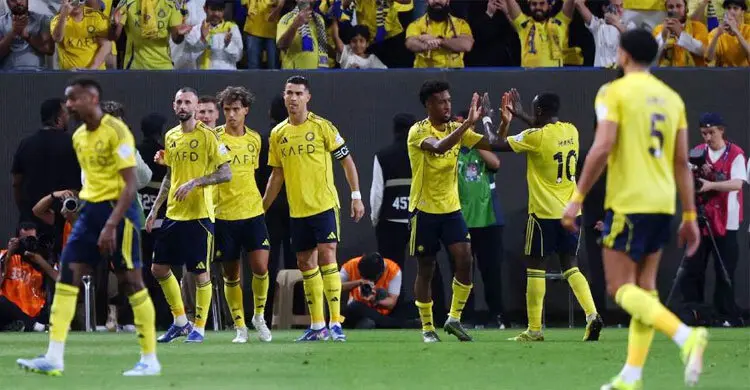 কোম্যানের হ্যাটট্রিক, ফাইনালে রোনালদোর দল