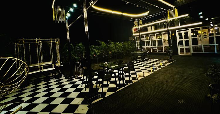 DSCC cancels trade licenses of all rooftop restaurants