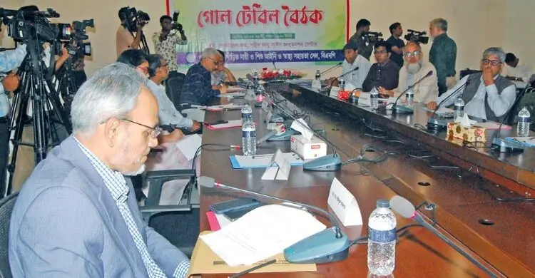 হামের প্রাদুর্ভাব মোকাবিলায় টিকাদান কর্মসূচিতে জোর বিশেষজ্ঞদের