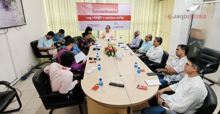 ডেঙ্গু নিয়ন্ত্রণে দায় চাপানো নয়, প্রয়োজন সমন্বিত উদ্যোগ