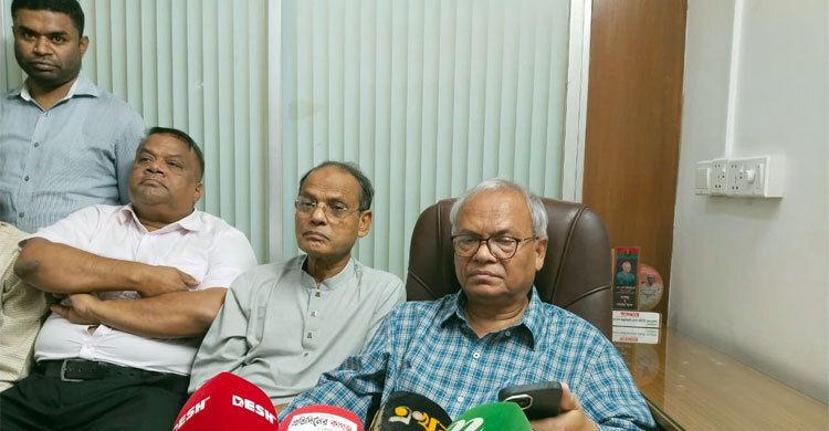 অপকর্মে জড়িত কর্মকর্তাদের প্রশাসনে রাখা যাবে না: রিজভী