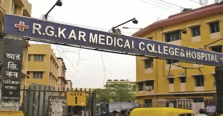 আরজি করের ঘটনায় ৩ পুলিশ কর্মকর্তা বরখাস্ত