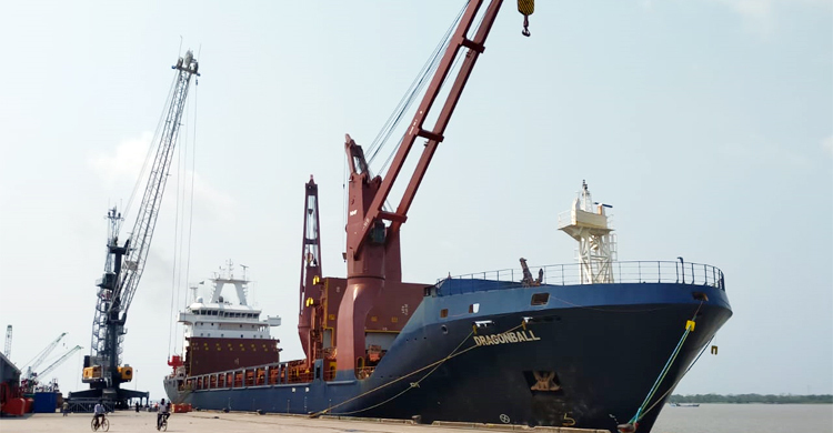 রূপপুর প্রকল্পের মালামাল নিয়ে মোংলায় ভিড়লো জাহাজ