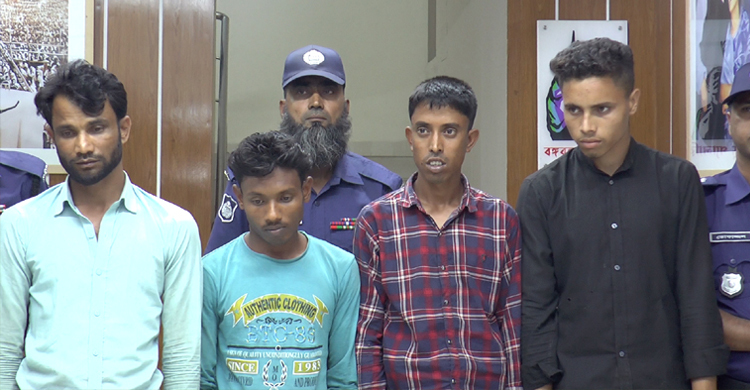শেরপুরে ইজিবাইক ছিনতাই চক্রের পাঁচজন গ্রেফতার